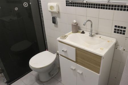 Casa à venda com 90m², 3 quartos e 1 vagaBanheiro