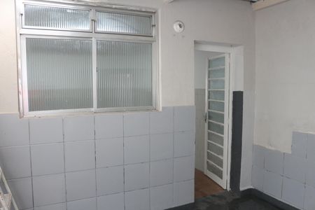 Casa à venda com 90m², 3 quartos e 1 vagaÁrea de Serviço