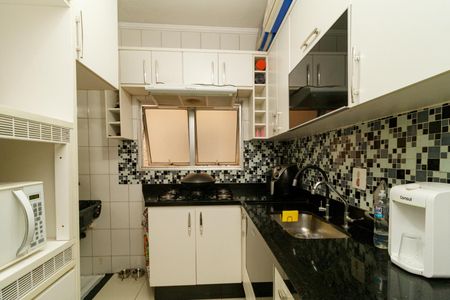 Apartamento à venda com 52m², 2 quartos e 1 vagaCozinha