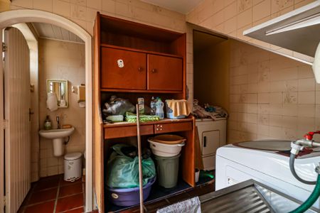 Casa à venda com 224m², 3 quartos e 3 vagas Casa à venda com 224m², 3 quartos e 3 vagasÁrea de Serviço