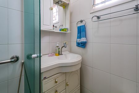 Casa à venda com 224m², 3 quartos e 3 vagas Casa à venda com 224m², 3 quartos e 3 vagasBanheiro - Suite