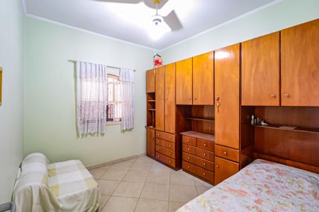 Casa à venda com 224m², 3 quartos e 3 vagas Casa à venda com 224m², 3 quartos e 3 vagasQuarto 1