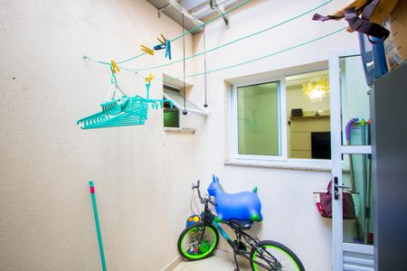 Apartamento à venda com 60m², 2 quartos e 1 vagaÁrea de serviço