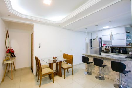 Apartamento à venda com 60m², 2 quartos e 1 vagaSala