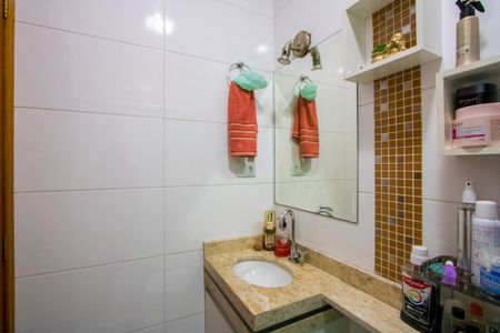 Apartamento à venda com 60m², 2 quartos e 1 vagaBanheiro da Suíte