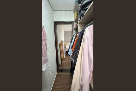 Apartamento à venda com 96m², 2 quartos e 1 vagaCloset/Suite