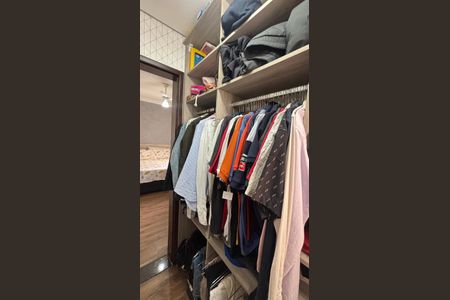 Apartamento à venda com 96m², 2 quartos e 1 vagaCloset/Suite