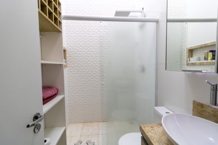 Casa de condomínio para alugar com 170m², 3 quartos e 2 vagas Casa de condomínio para alugar com 170m², 3 quartos e 2 vagasBanheiro Social