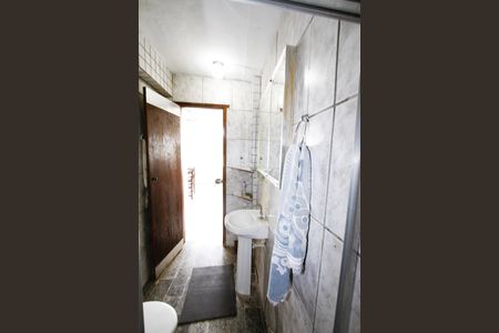 Banheiro de kitnet/studio para alugar com 1 quarto, 40m² em Luxemburgo, Belo Horizonte