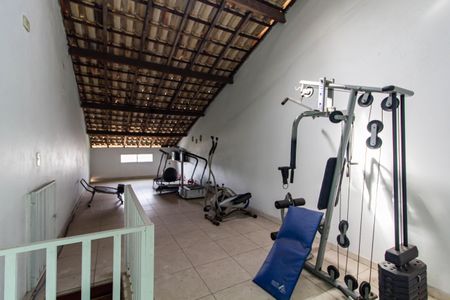 Casa para alugar com 300m², 3 quartos e 4 vagas Casa para alugar com 300m², 3 quartos e 4 vagasAcademia
