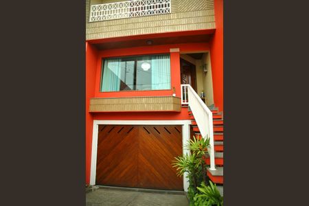 Casa à venda com 204m², 3 quartos e 5 vagasFachada