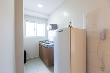 Apartamento para alugar com 42m², 2 quartos e sem vagaÁrea comum - Salão de Festas