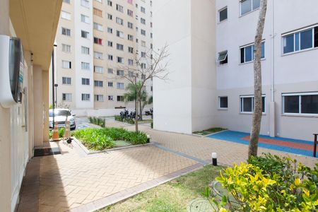 Apartamento para alugar com 42m², 2 quartos e sem vagaÁrea comum - Entrada