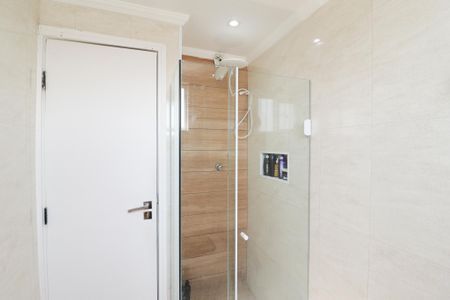 Apartamento à venda com 78m², 3 quartos e 1 vaga Apartamento à venda com 78m², 3 quartos e 1 vagaBanheiro