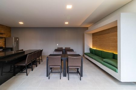 Apartamento à venda com 42m², 2 quartos e 1 vagaÁrea comum - Churrasqueira