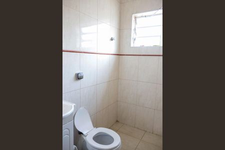 Casa à venda com 399m², 5 quartos e 3 vagas Casa à venda com 399m², 5 quartos e 3 vagasBanheiro 2