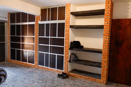 Casa à venda com 399m², 5 quartos e 3 vagas Casa à venda com 399m², 5 quartos e 3 vagasSuíte