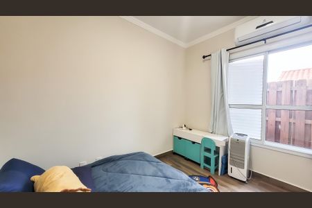 Casa de condomínio à venda com 178m², 4 quartos e 4 vagas Casa de condomínio à venda com 178m², 4 quartos e 4 vagasQuarto 1