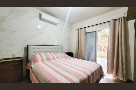 Casa de condomínio à venda com 178m², 4 quartos e 4 vagas Casa de condomínio à venda com 178m², 4 quartos e 4 vagasSuite 1