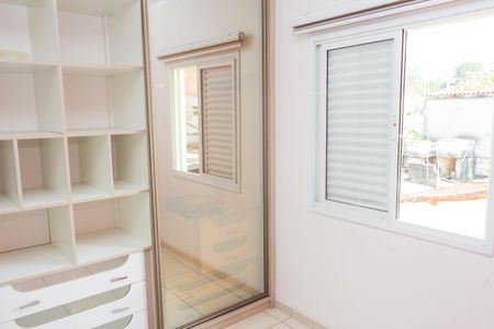 Casa de condomínio à venda com 72m², 2 quartos e 1 vaga Casa de condomínio à venda com 72m², 2 quartos e 1 vagaSuíte 2