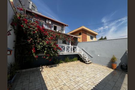 Casa de condomínio à venda com 150m², 4 quartos e 3 vagasGaragem