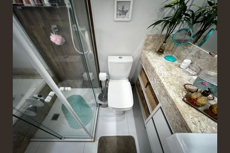 Casa de condomínio à venda com 150m², 4 quartos e 3 vagasBanheiro da Suíte 2