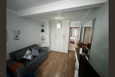 Casa de condomínio à venda com 150m², 4 quartos e 3 vagasSala 2