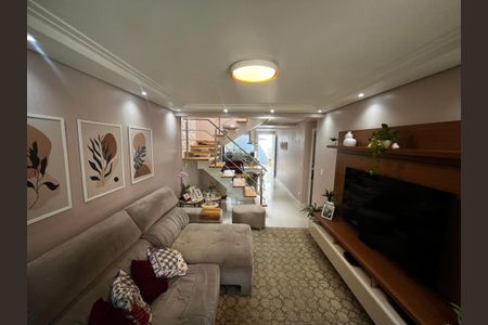 Casa de condomínio à venda com 150m², 4 quartos e 3 vagasSala