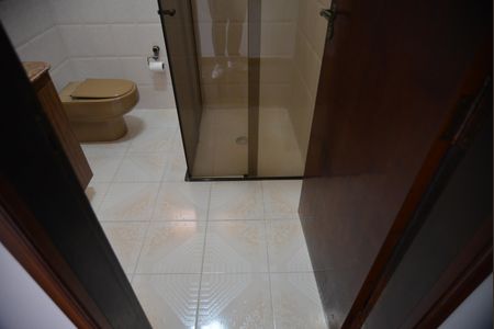 Casa à venda com 198m², 3 quartos e 3 vagasBanheiro Social