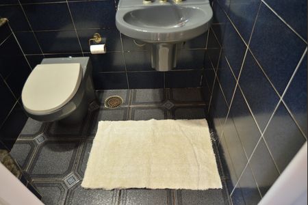 Casa à venda com 198m², 3 quartos e 3 vagasBanheiro da Suíte