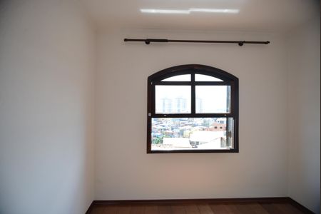 Casa à venda com 198m², 3 quartos e 3 vagasQuarto 2