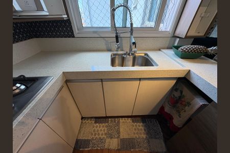 Apartamento à venda com 104m², 2 quartos e 1 vaga Apartamento à venda com 104m², 2 quartos e 1 vagaCozinha