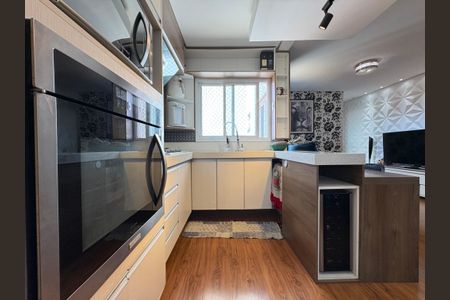 Apartamento à venda com 104m², 2 quartos e 1 vaga Apartamento à venda com 104m², 2 quartos e 1 vagaCozinha