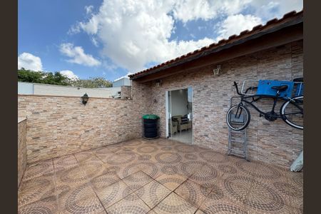 Apartamento à venda com 104m², 2 quartos e 1 vaga Apartamento à venda com 104m², 2 quartos e 1 vagaCobertura