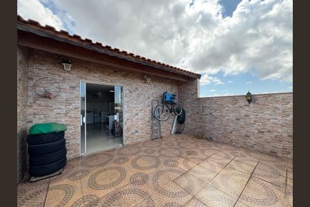 Apartamento à venda com 104m², 2 quartos e 1 vaga Apartamento à venda com 104m², 2 quartos e 1 vagaCobertura