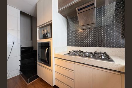 Apartamento à venda com 104m², 2 quartos e 1 vaga Apartamento à venda com 104m², 2 quartos e 1 vagaCozinha