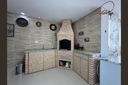 Apartamento à venda com 104m², 2 quartos e 1 vaga Apartamento à venda com 104m², 2 quartos e 1 vagaCobertura