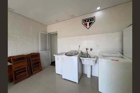 Apartamento à venda com 104m², 2 quartos e 1 vaga Apartamento à venda com 104m², 2 quartos e 1 vagaÁrea de Serviço
