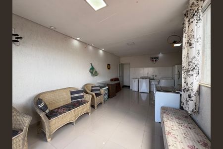 Apartamento à venda com 104m², 2 quartos e 1 vaga Apartamento à venda com 104m², 2 quartos e 1 vagaCobertura