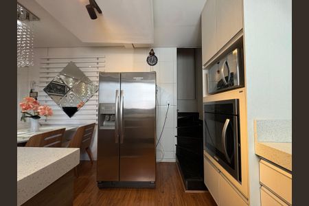 Apartamento à venda com 104m², 2 quartos e 1 vaga Apartamento à venda com 104m², 2 quartos e 1 vagaCozinha