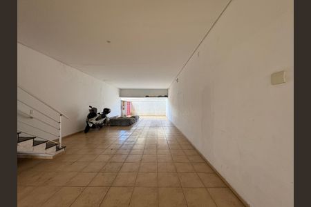 Apartamento à venda com 104m², 2 quartos e 1 vaga Apartamento à venda com 104m², 2 quartos e 1 vagaGaragem