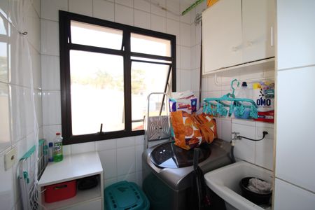 Apartamento à venda com 63m², 2 quartos e 1 vagaÁrea de Serviço