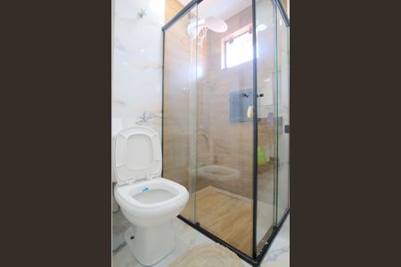 Casa à venda com 280m², 4 quartos e 5 vagasBanheiro da Suíte 1