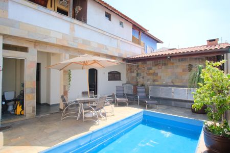 Casa à venda com 280m², 4 quartos e 5 vagasQuintal gourmet