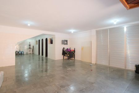 Casa à venda com 280m², 4 quartos e 5 vagasGaragem