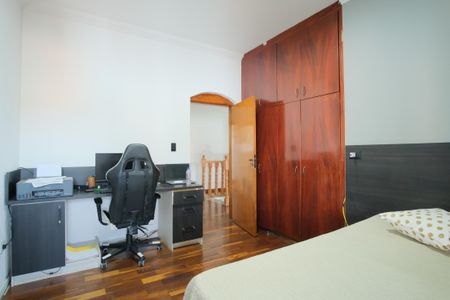 Casa à venda com 280m², 4 quartos e 5 vagasSuíte 1