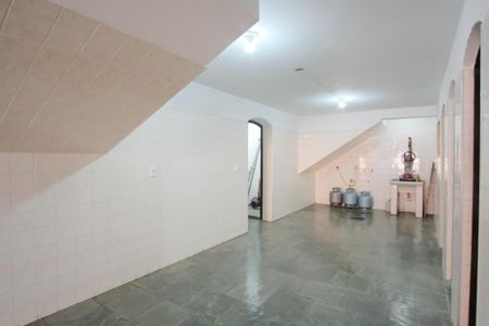 Casa à venda com 280m², 4 quartos e 5 vagasÁrea de Serviço