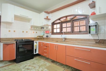 Casa à venda com 280m², 4 quartos e 5 vagasCozinha