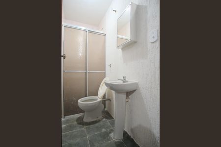 Casa à venda com 280m², 4 quartos e 5 vagasBanheiro de serviço 2