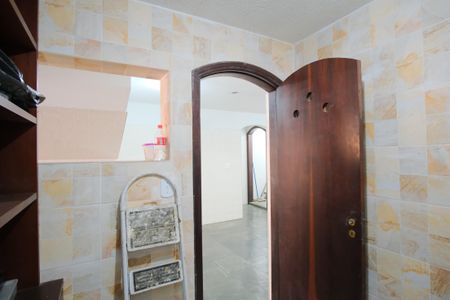 Casa à venda com 280m², 4 quartos e 5 vagasQuarto de serviço 2